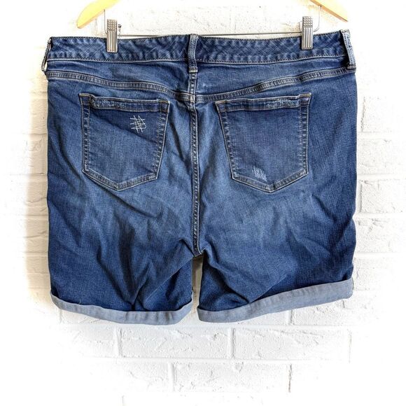 Torrid High Rise Denim Shorts Size 18 - Picture 2 of 5